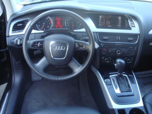 Audi A4 2009 photo 4