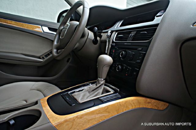 Audi A4 2009 photo 1