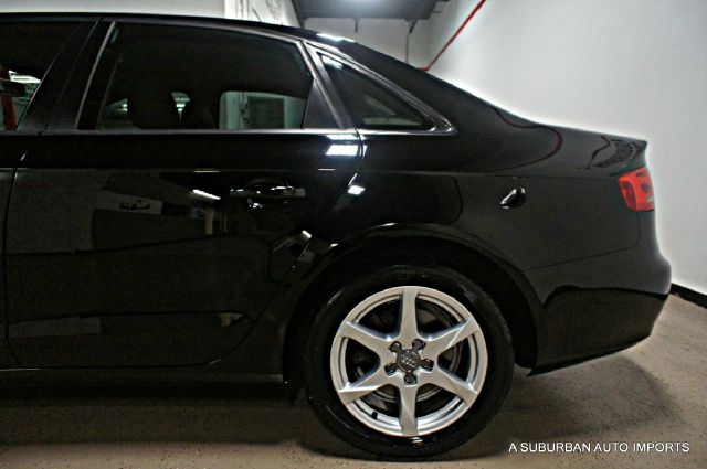 Audi A4 2009 photo 45