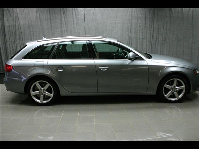 Audi A4 2009 photo 1