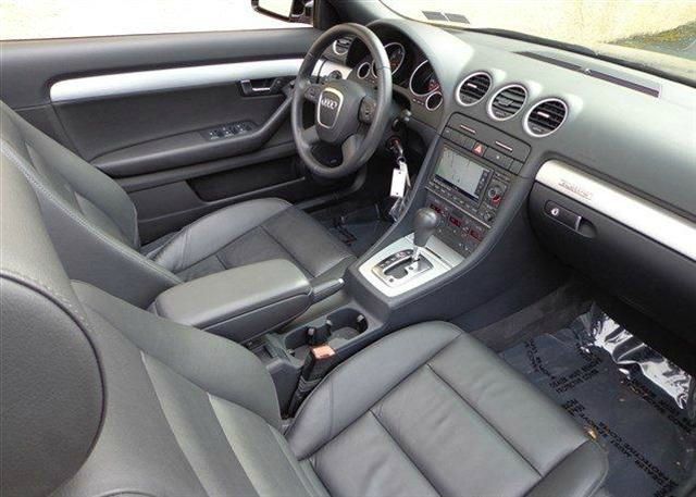 Audi A4 2009 photo 4