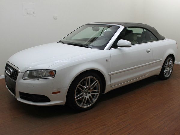 Audi A4 2009 photo 2