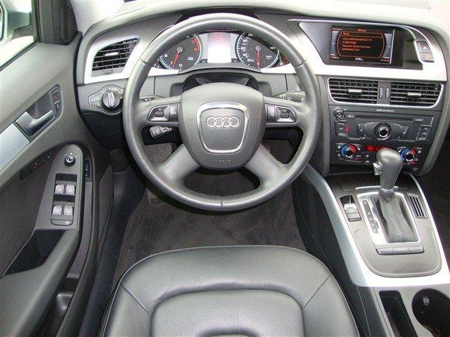 Audi A4 2009 photo 3