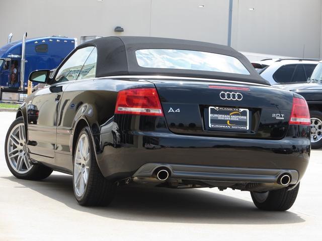 Audi A4 2009 photo 17