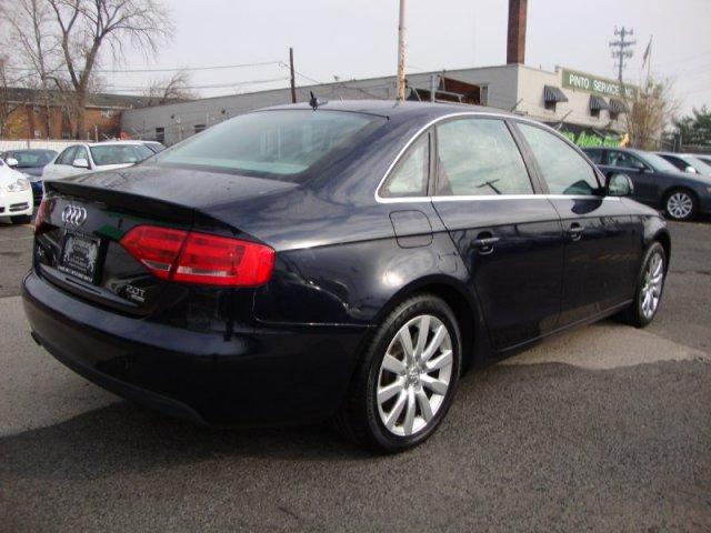 Audi A4 2009 photo 3