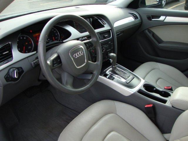 Audi A4 2009 photo 4