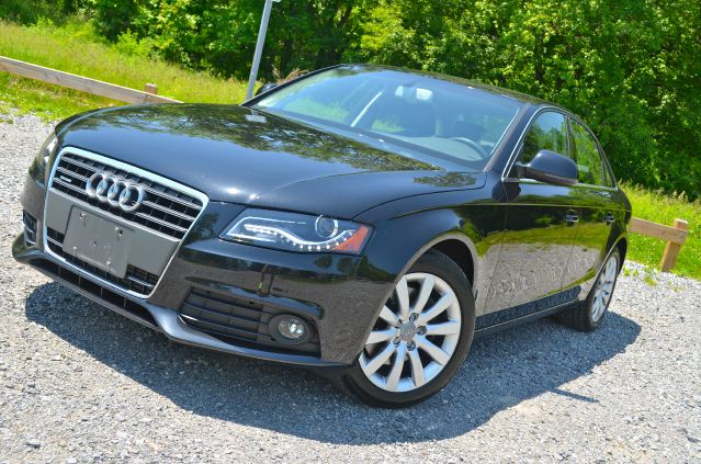 Audi A4 2009 photo 17