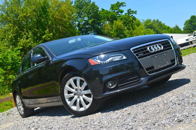 Audi A4 2009 photo 4