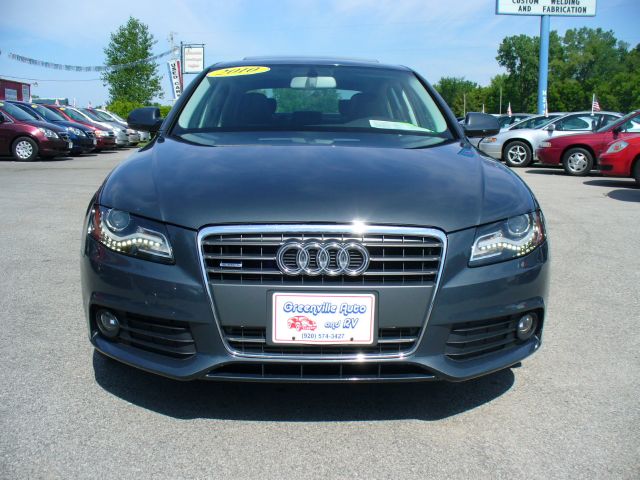 Audi A4 2010 photo 3