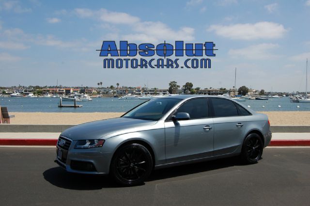 Audi A4 2010 photo 11