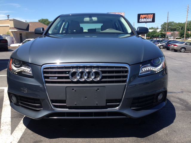 Audi A4 2011 photo 3