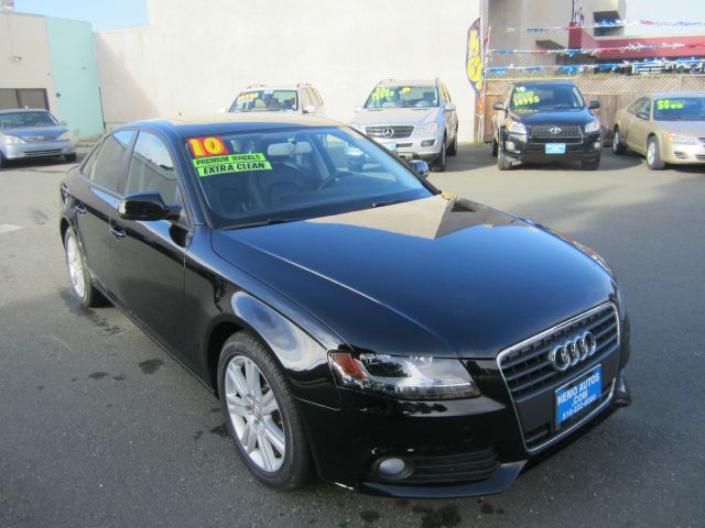 Audi A4 2011 photo 3