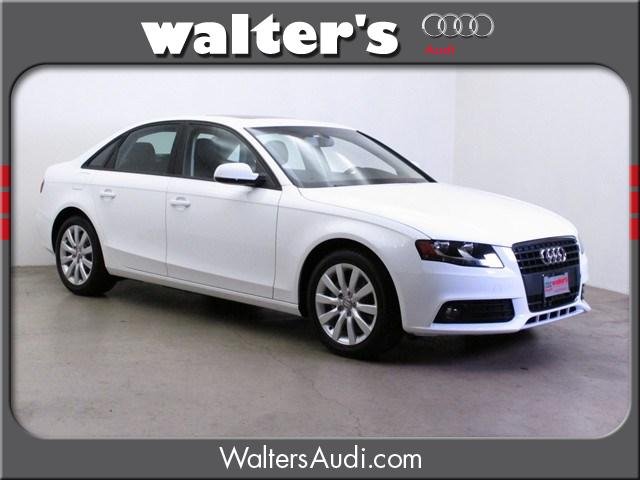 Audi A4 2012 photo 3