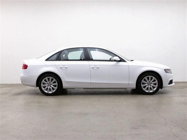 Audi A4 2012 photo 4