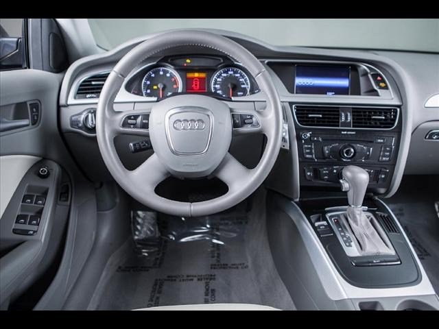 Audi A4 2012 photo 3