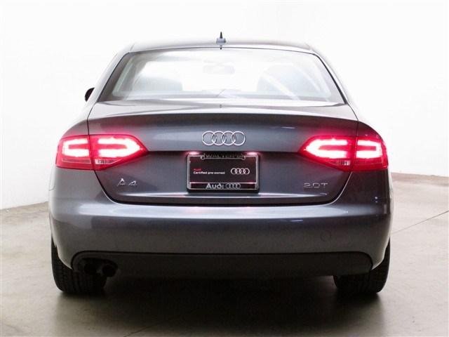 Audi A4 2012 photo 4