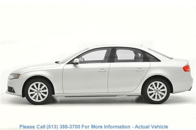 Audi A4 2012 photo 2