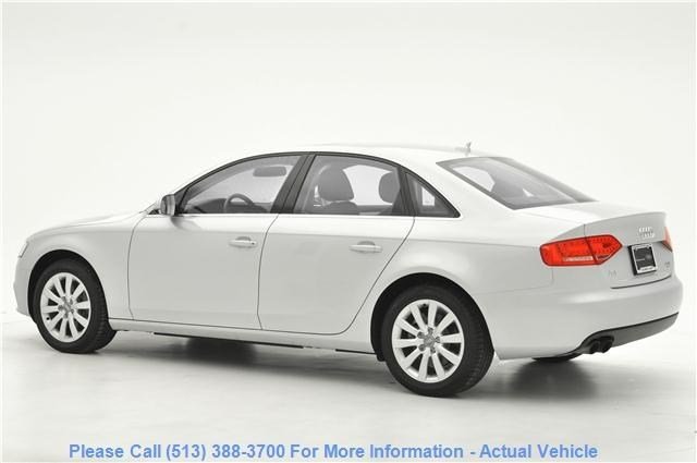 Audi A4 2012 photo 3