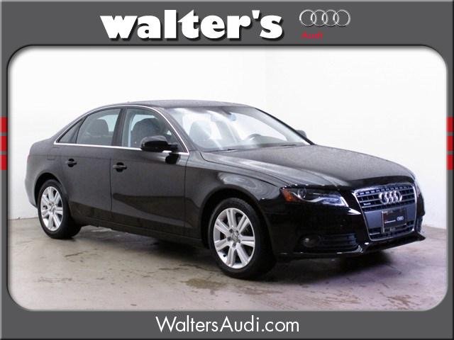 Audi A4 2012 photo 4