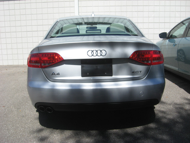 Audi A4 2012 photo 1