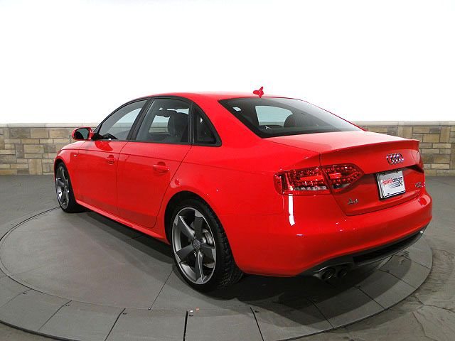 Audi A4 2012 photo 4