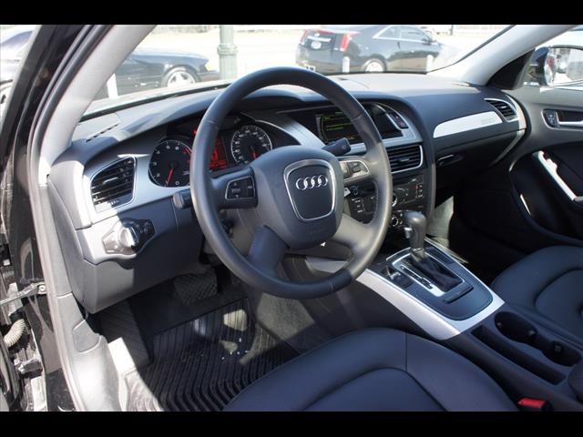 Audi A4 2012 photo 4