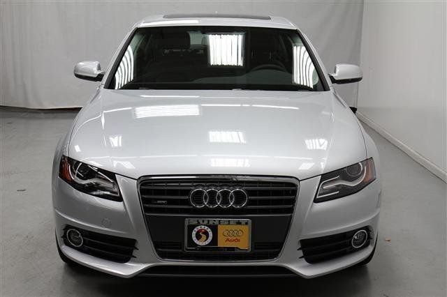 Audi A4 2012 photo 2