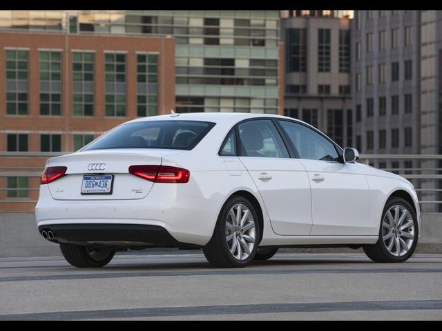 Audi A4 2013 photo 1