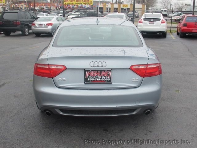 Audi A5 2009 photo 2