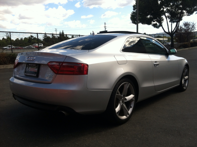 Audi A5 2009 photo 3