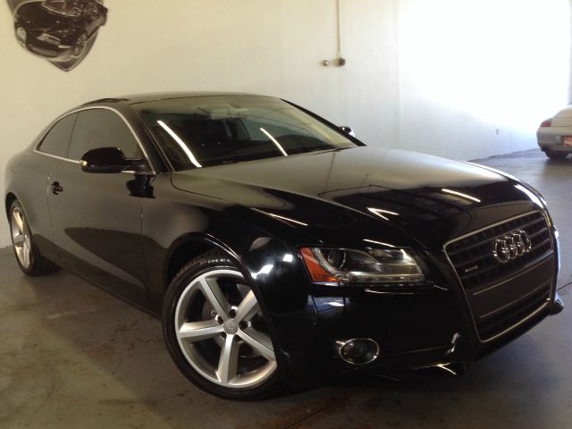 Audi A5 2010 photo 4