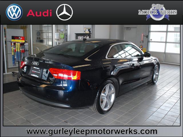 Audi A5 2010 photo 4