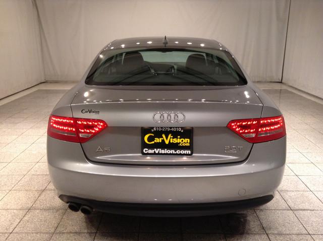 Audi A5 2011 photo 1