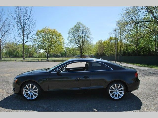 Audi A5 2011 photo 1