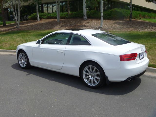 Audi A5 2011 photo 3