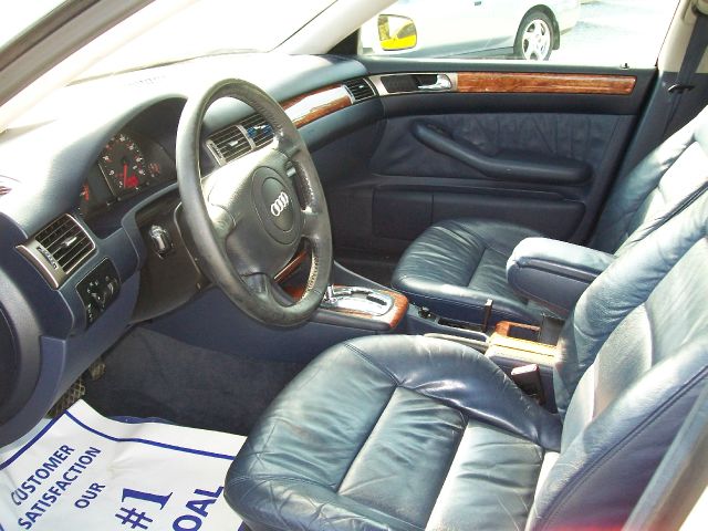 Audi A6 1999 photo 2