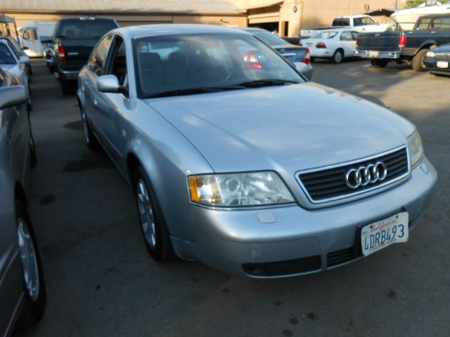 Audi A6 2000 photo 2