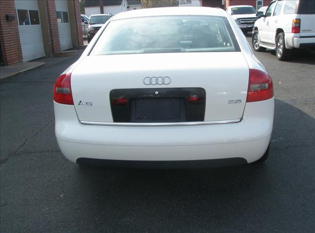 Audi A6 2000 photo 1