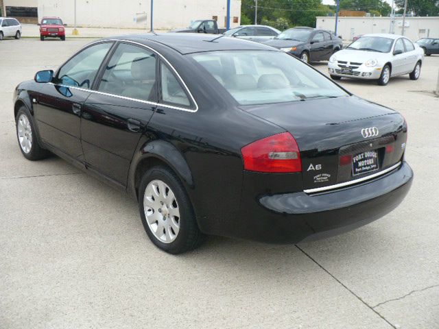 Audi A6 2001 photo 11