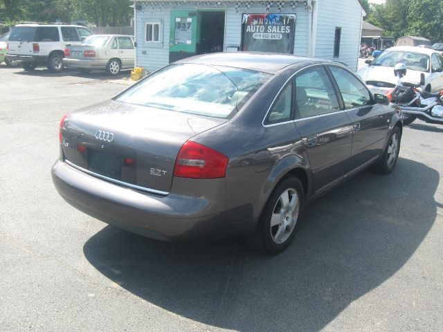 Audi A6 2001 photo 4