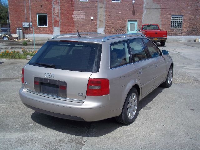 Audi A6 2001 photo 2