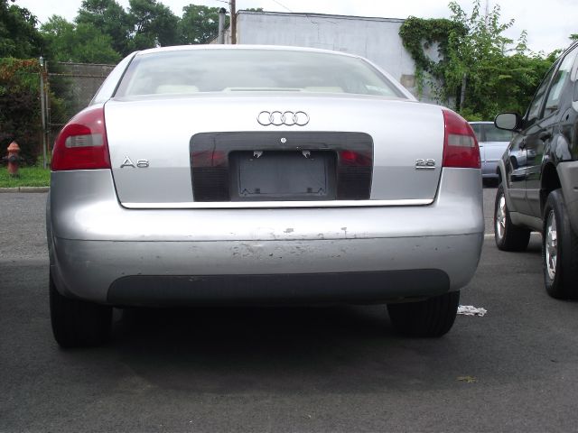 Audi A6 2 Sedan