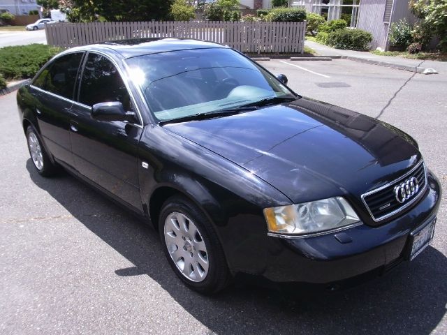 Audi A6 2 Sedan