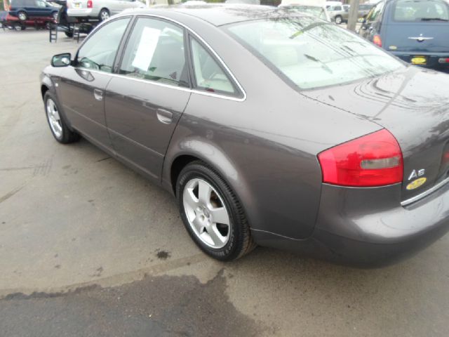 Audi A6 2001 photo 12