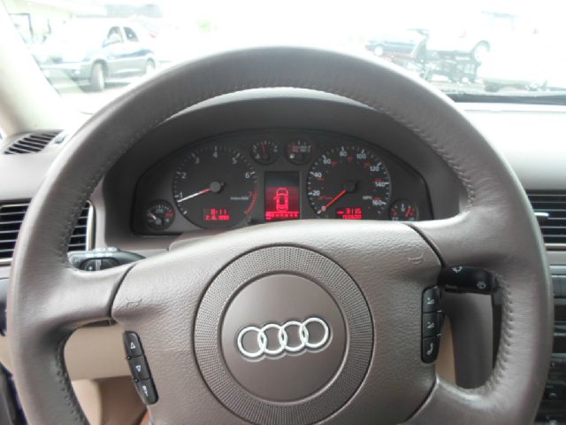 Audi A6 2001 photo 3