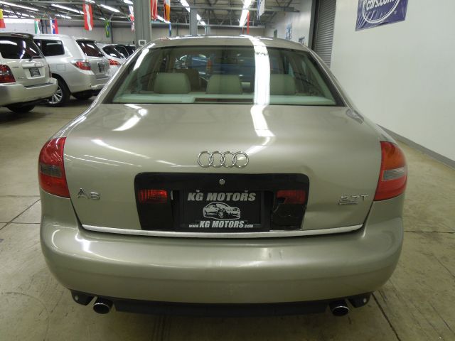 Audi A6 2002 photo 13