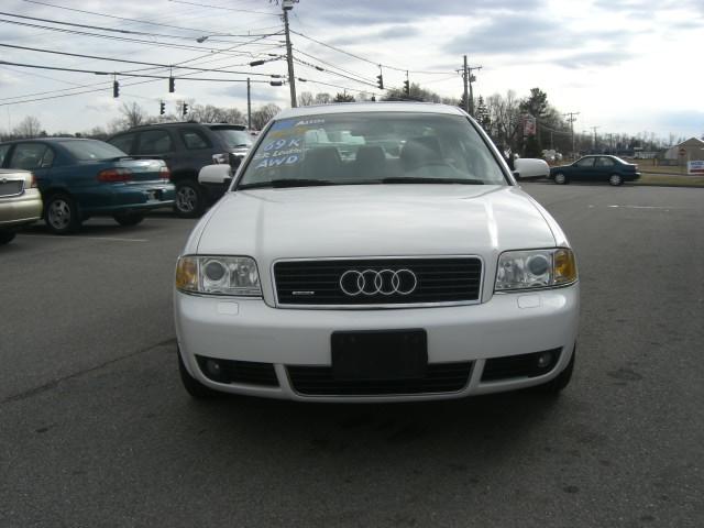 Audi A6 Reg. Cab LOng Bed W/ Access Do Sedan