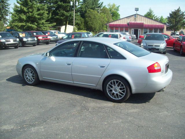 Audi A6 2003 photo 2