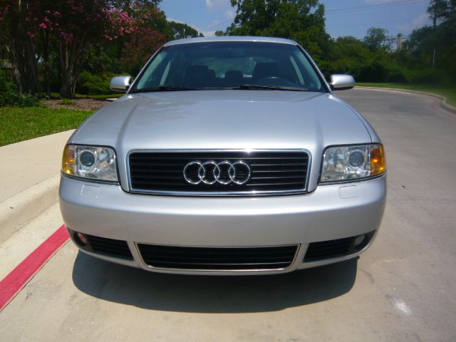 Audi A6 2004 photo 2