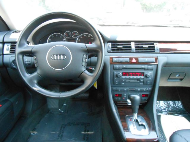 Audi A6 2004 photo 1